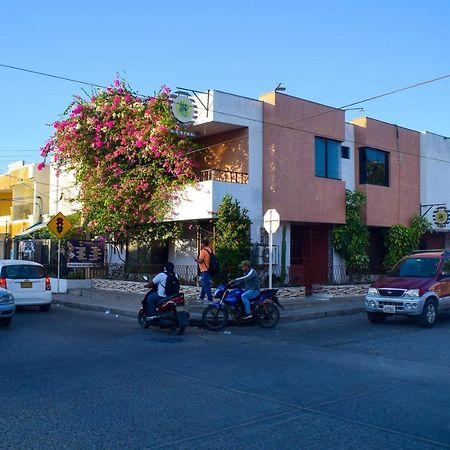 Yosu Hostal Ríohacha エクステリア 写真